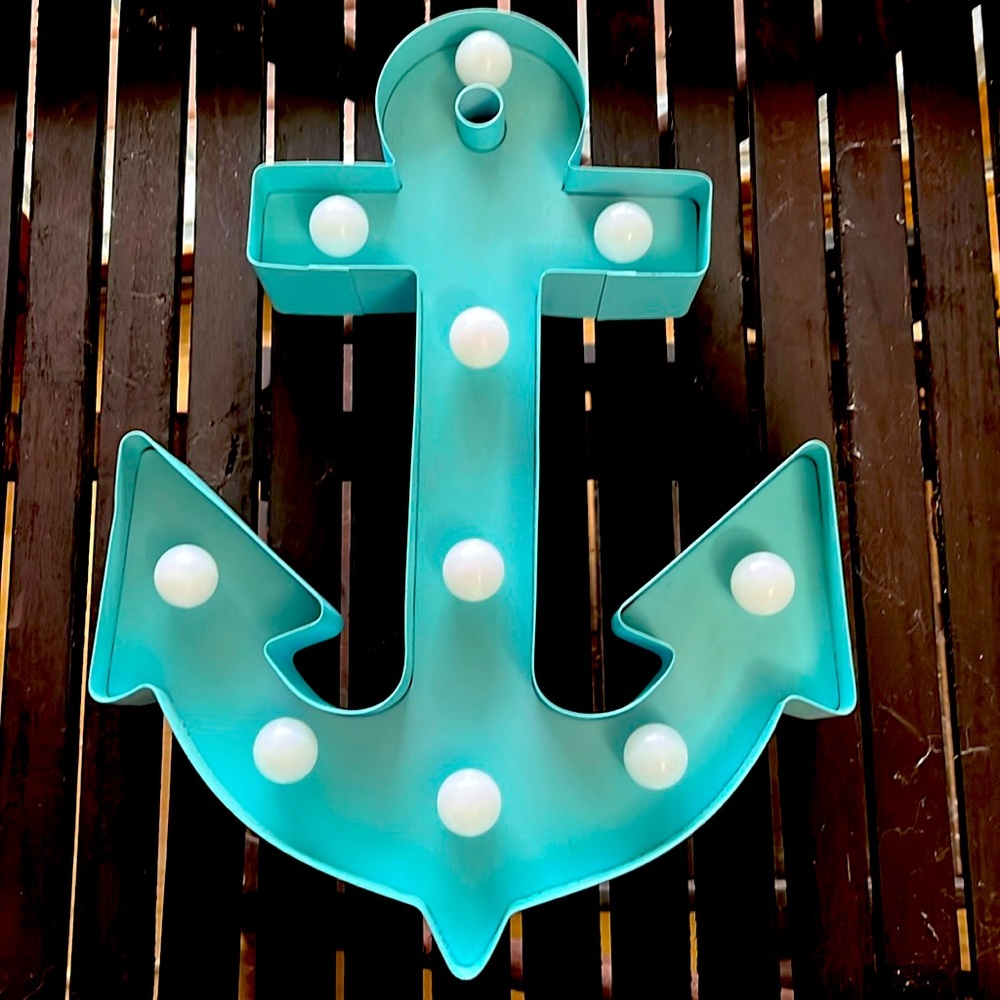 Anchor Y2K Room Light